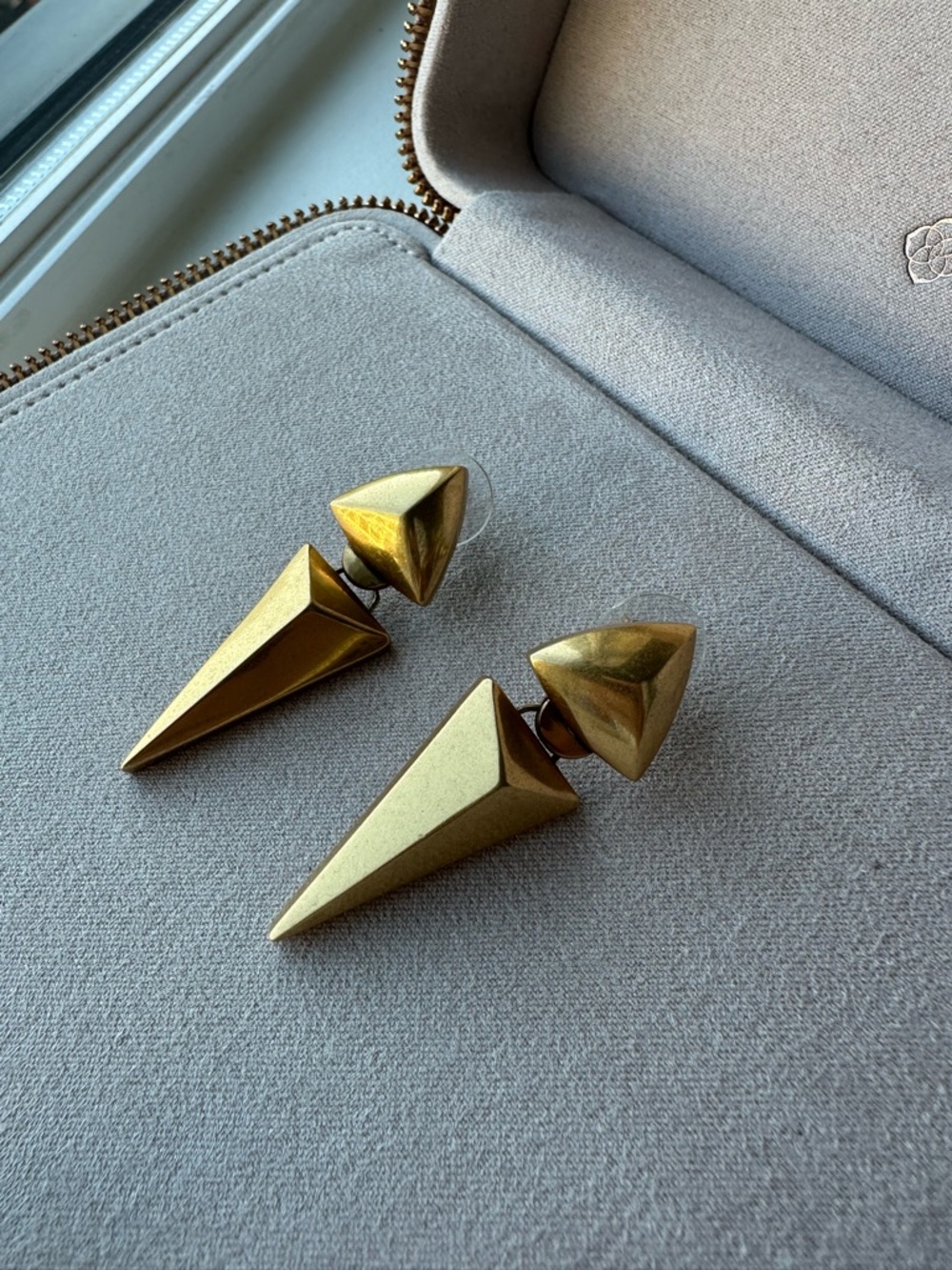 Kendra Scott Drop Earrings in Vintage Gold